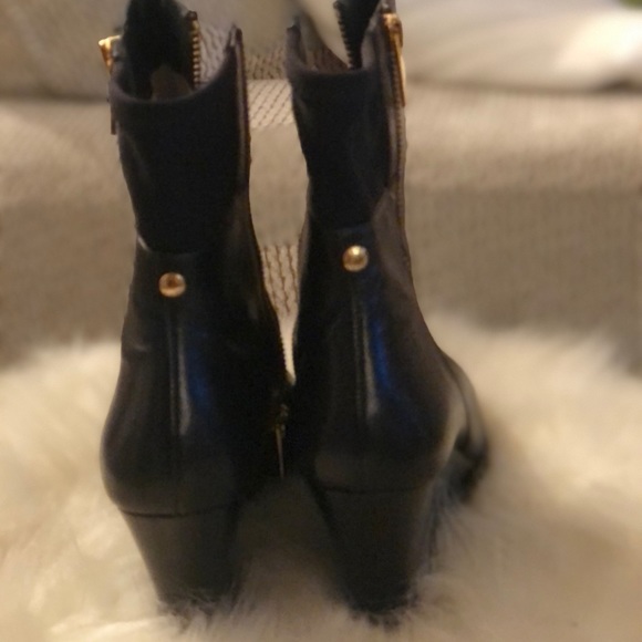 Wedge Ankle boots black leather MK great condition! Like new Gold hardware. - Picture 6 of 6